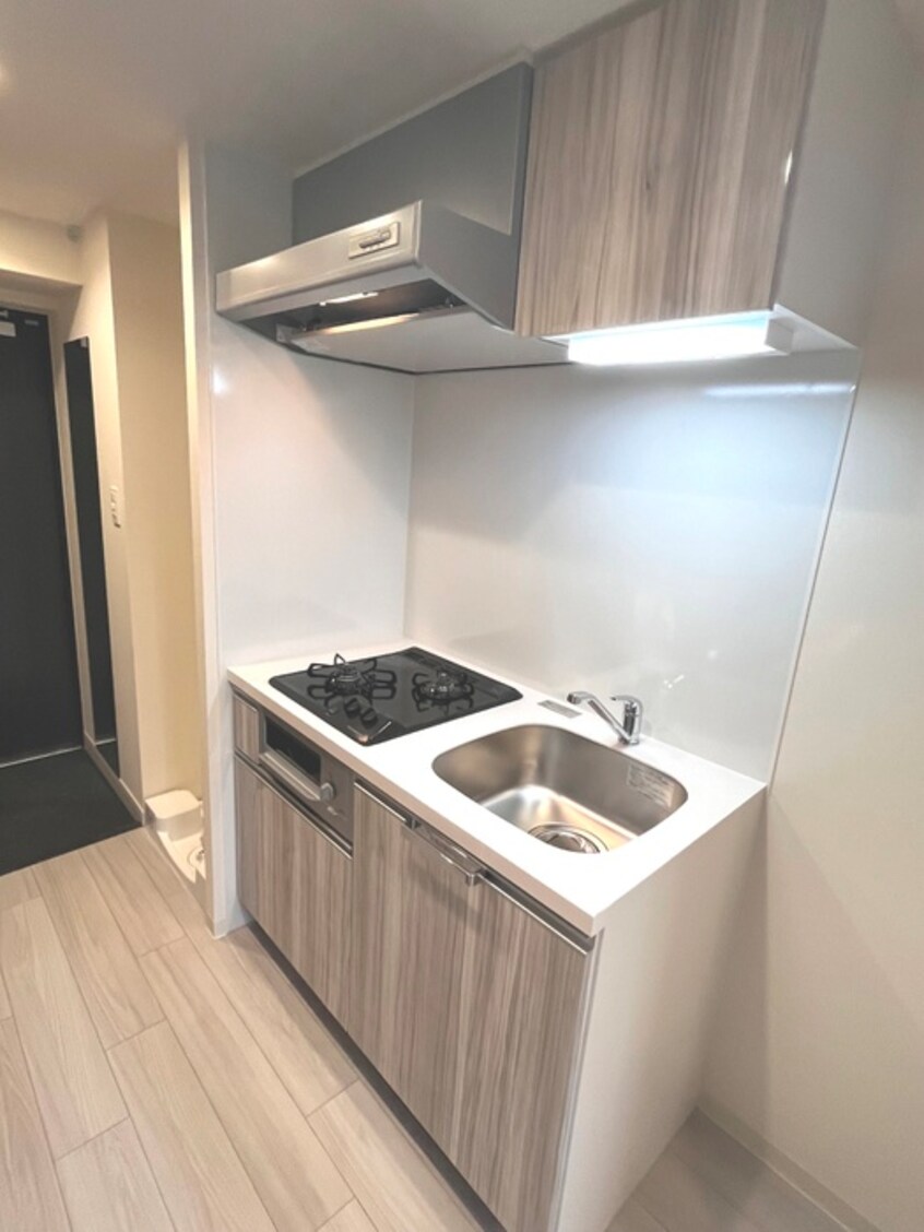 キッチン ﾌﾟﾚｻﾝｽ東三国ｴﾝﾌﾞﾚｲｽ(401)