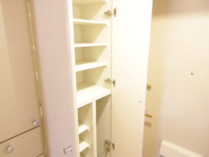 靴箱 ｼｬﾙﾏﾝﾌｼﾞ泉北深井駅前(405)