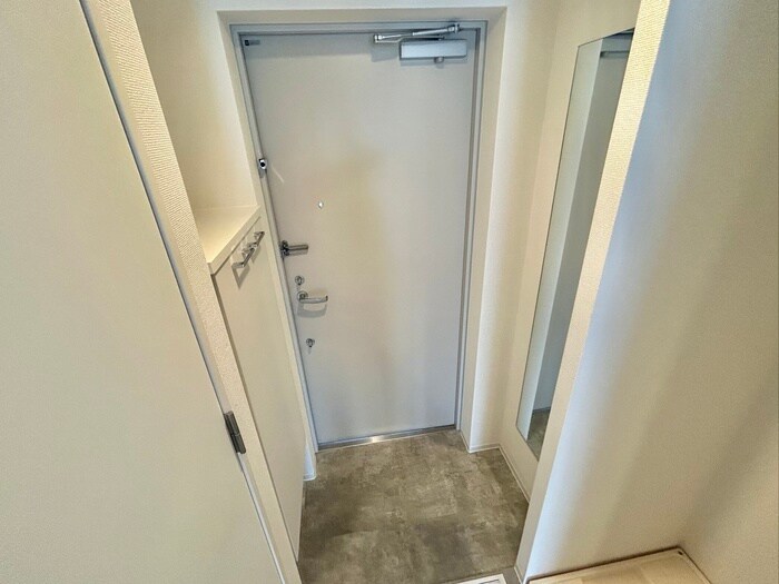 玄関 セレニテ新大阪プリエ