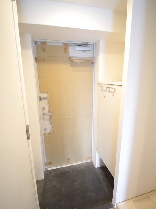 玄関 セレニテ新大阪プリエ