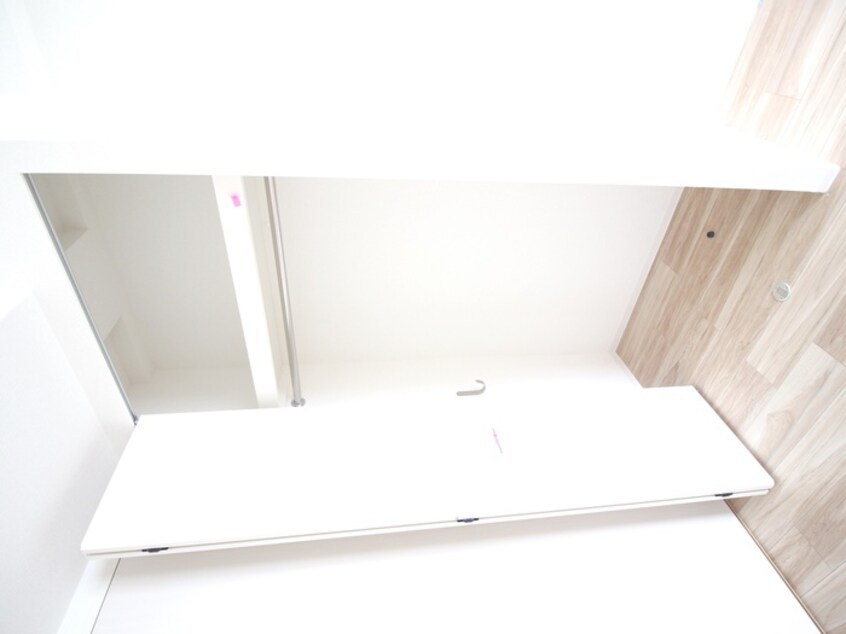 収納 セレニテ新大阪プリエ