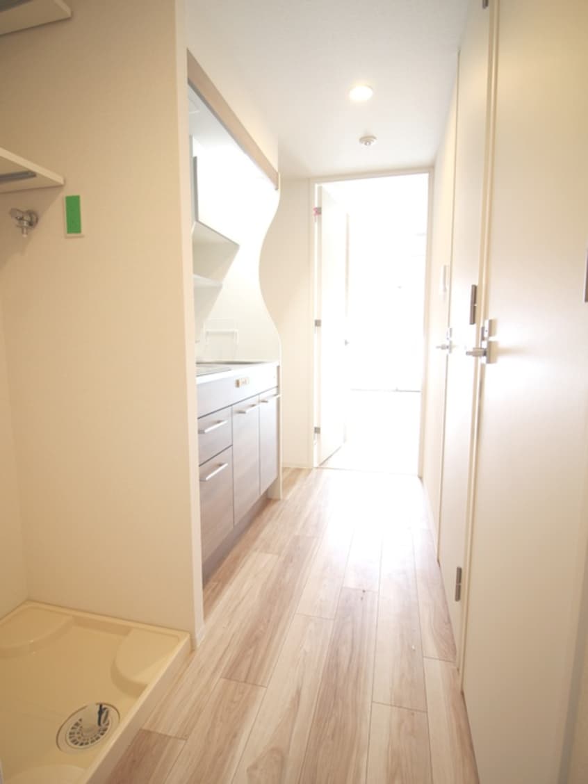 廊下 セレニテ新大阪プリエ