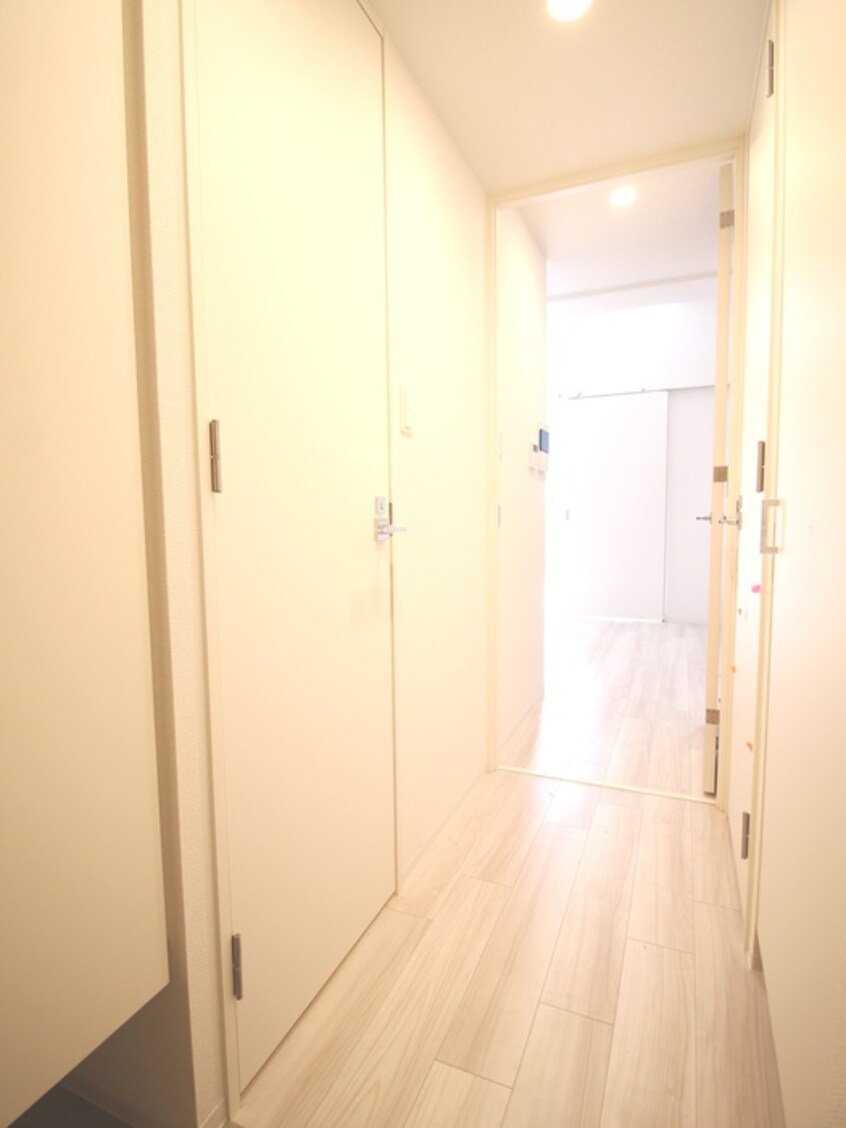 廊下 セレニテ新大阪プリエ