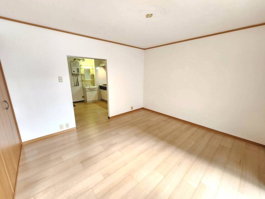 居室 ルクン服部