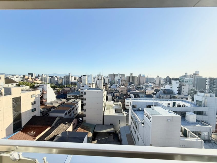 室内からの展望 PIANO・FORTE