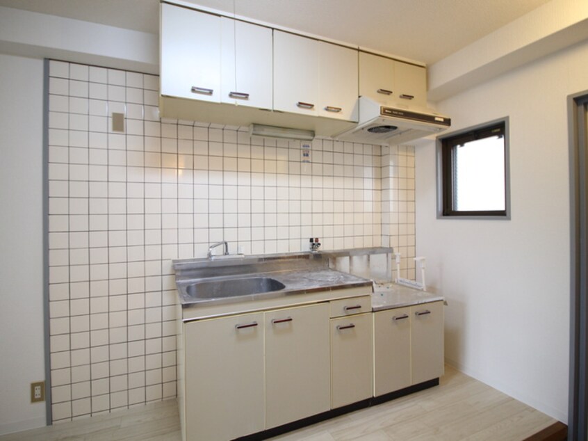 キッチン アミニティハイツ田村
