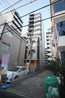 YOU´S八番館の外観