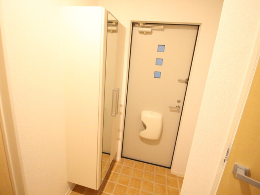 玄関 アロッジオ指月