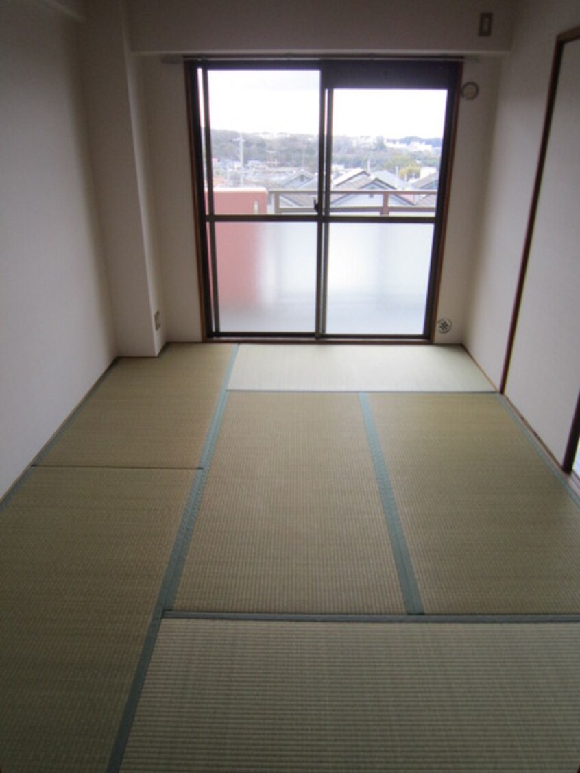 居室 ヴィラ－ジュ私市