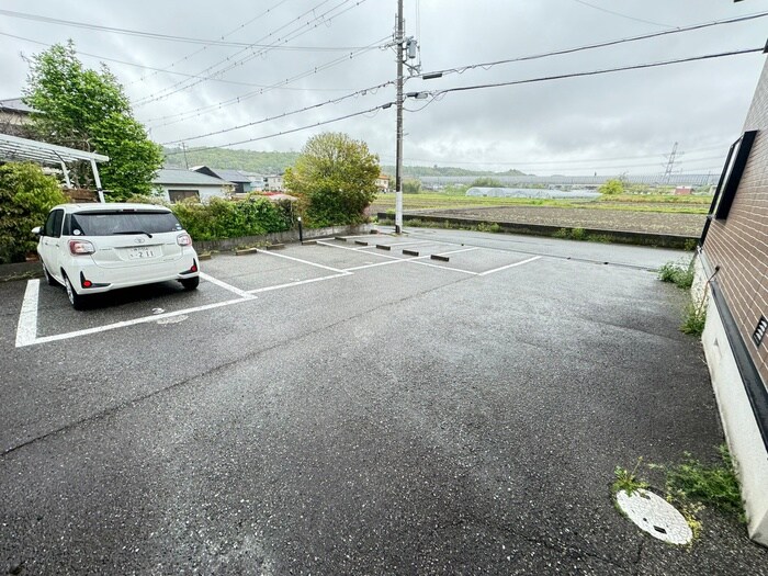 駐車場 メープル南口　A