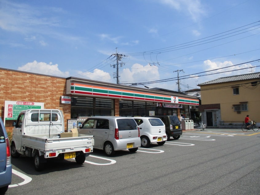 セブンイレブン(コンビニ)まで371m ラ・フェリーチェ