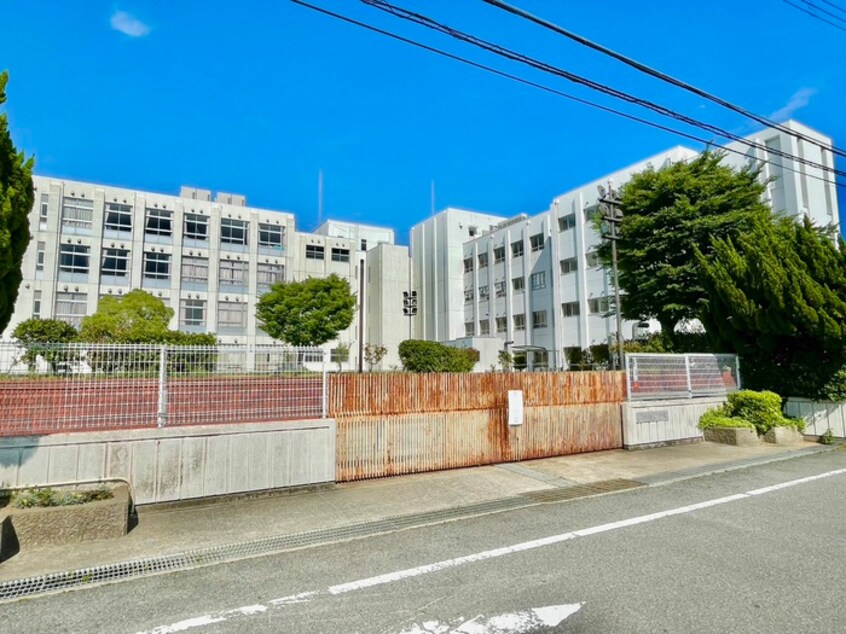 鴻池小学校(小学校)まで650m ベルリード鴻池