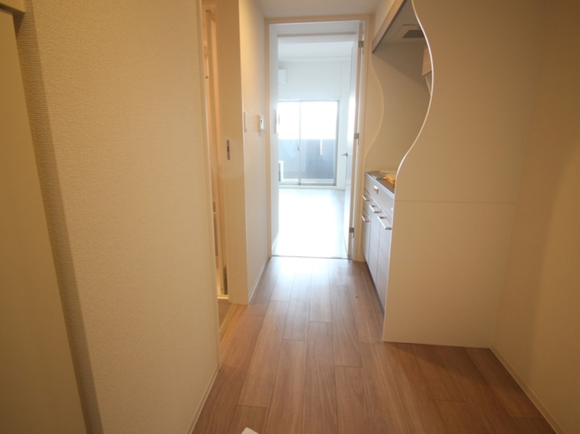 廊下 セレニテ福島プリエ