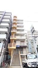 チェリ－ズコ－トの外観