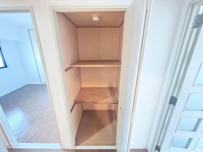 収納 エスペラ－ル