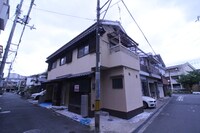 池田西町貸家