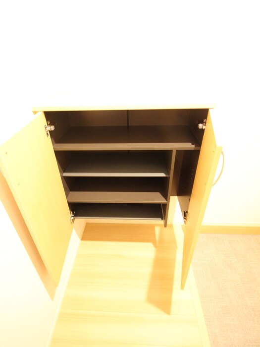 靴箱 アルブルB棟