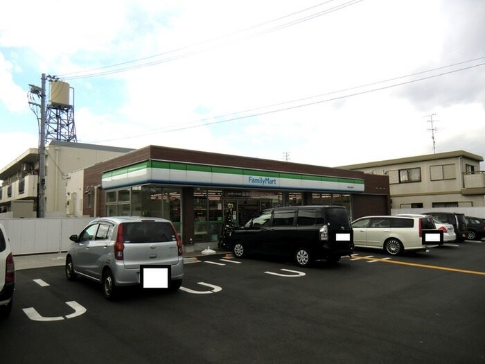 ファミリーマート 八幡男山金振店(コンビニ)まで458m 応司ハイツ