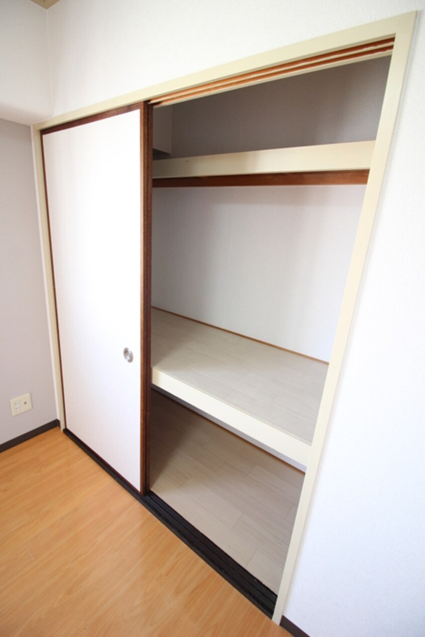 収納 JMRレジデンス新大阪