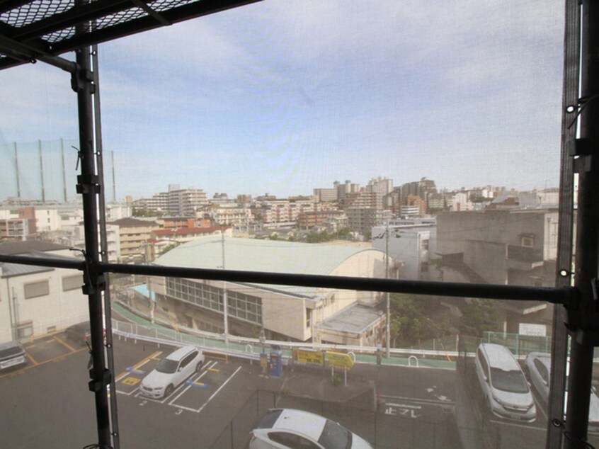 室内からの展望 ﾎﾞﾇｰﾙ千里中央弐番館