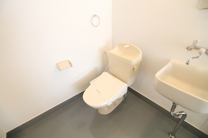 トイレ クレセンティア神戸・北野