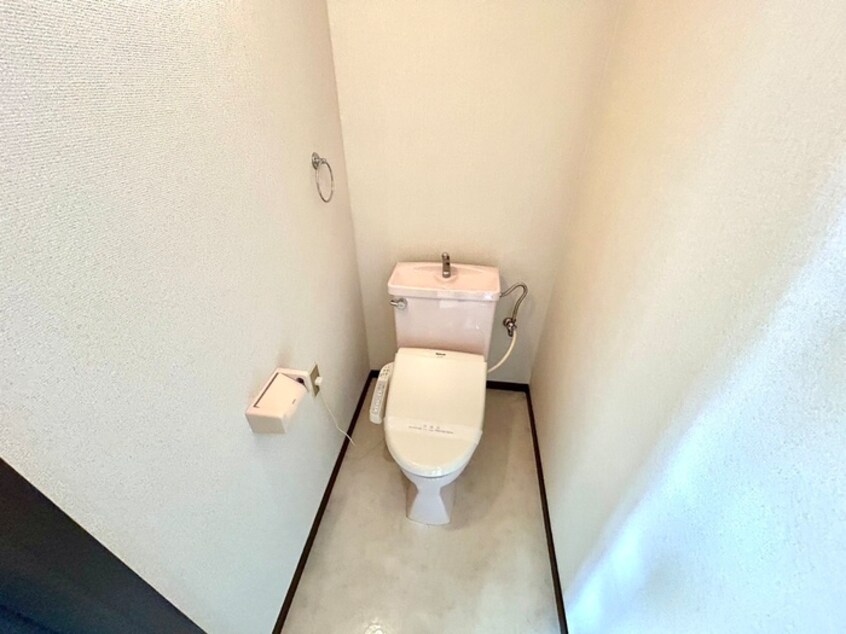 トイレ プリンスコート新高