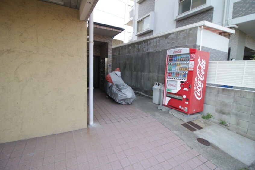 エントランス部分 アビリティ塩屋