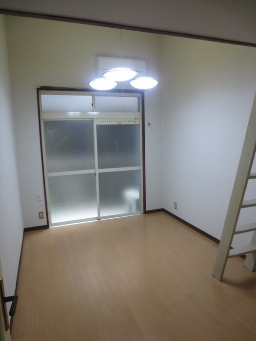 居室 ヨーロピアン３番館
