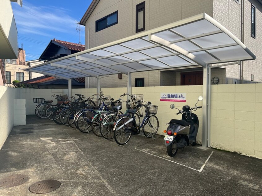 駐輪場 ヴィラ　みどり