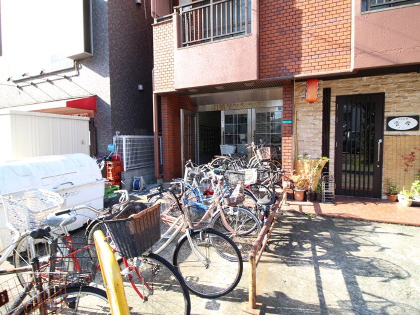 エントランス部分 日誠マンション