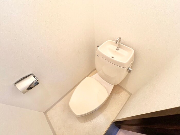 トイレ 第２英興荘