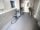 駐輪場 シャト－サンショウ