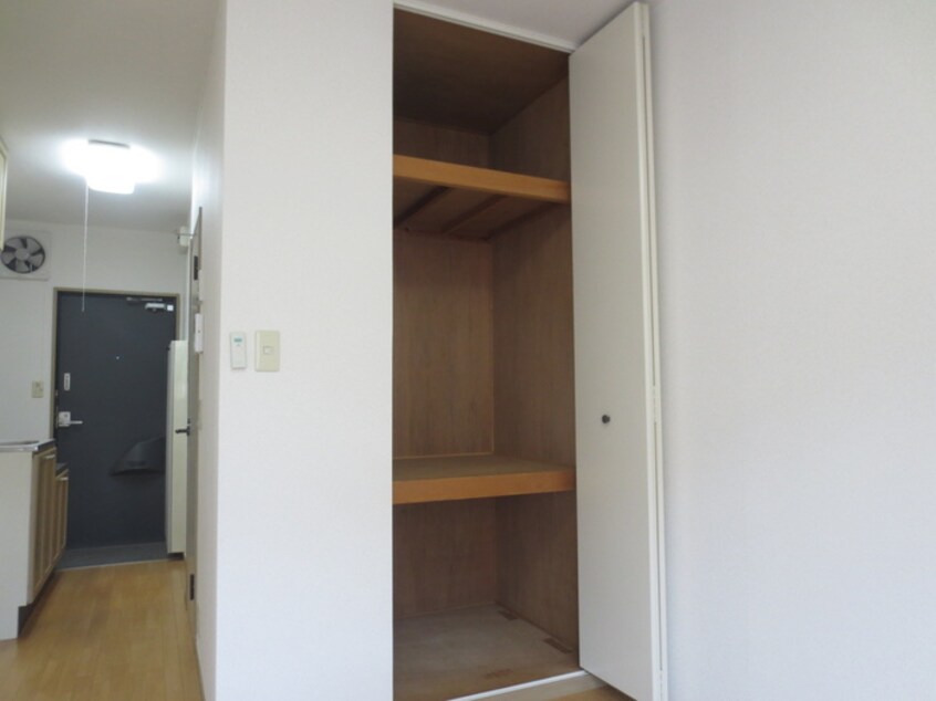 収納 ル・クレ－ルⅠ