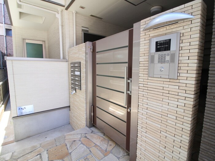 エントランス部分 フジパレス川口