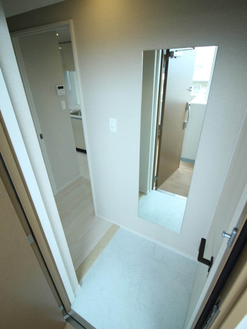 玄関 La Douceur門真