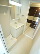 洗面 La Douceur門真