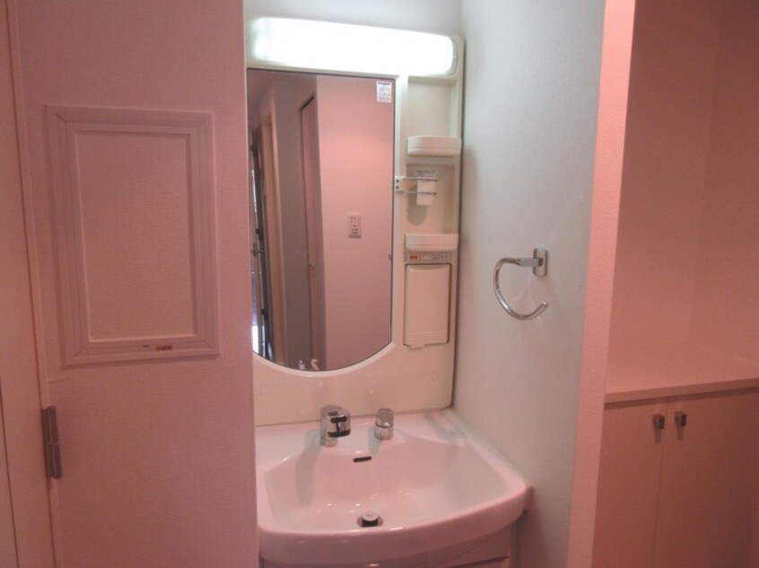 洗面 ｽﾜﾝｽﾞｼﾃｨ大阪ＷＥＳＴ(703)