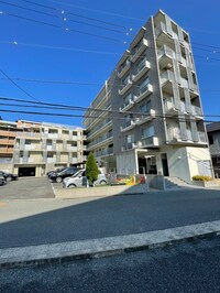 クレセント千里中央