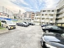 駐車場 クレセント千里中央