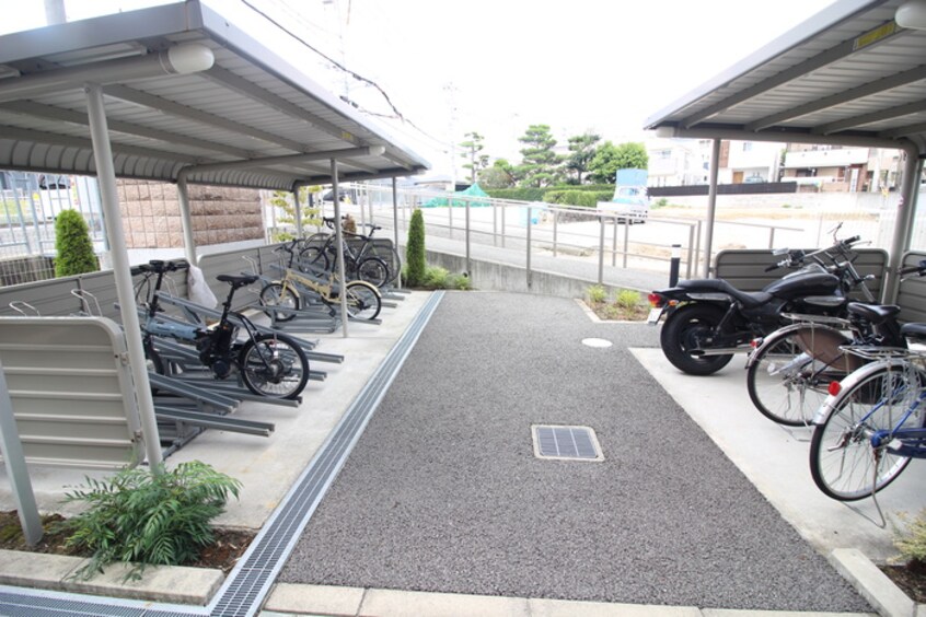 駐輪場 ヒルサイドウエガハラ