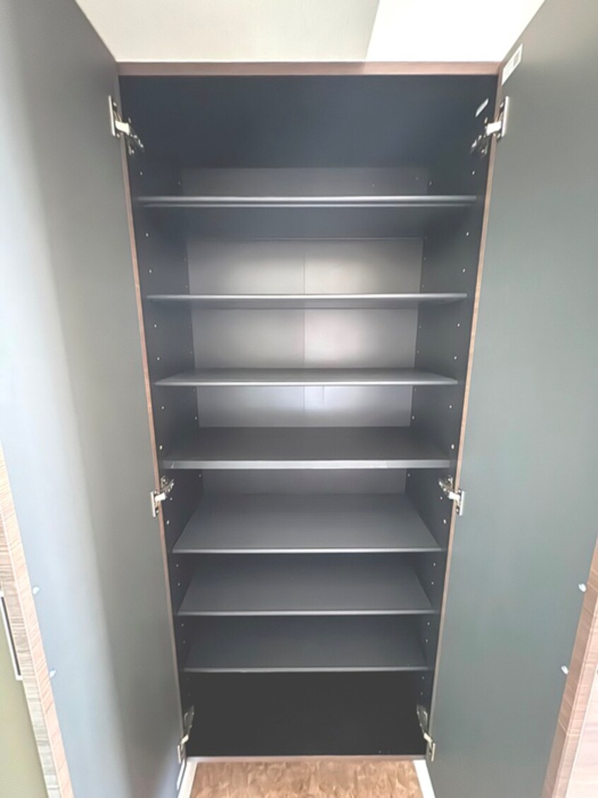 靴箱 Luxe新大阪Ⅳ