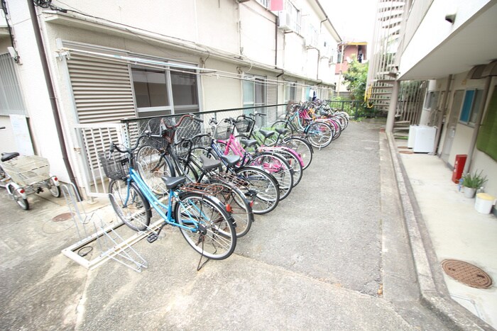 駐輪場 前沢マンション