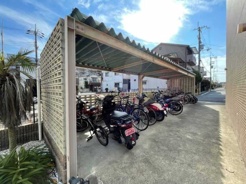 駐輪場 ＲＡＧＬＡＮ枚方