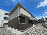 Ｌｕｍｉｅ　Ｃｏｕｒｔ