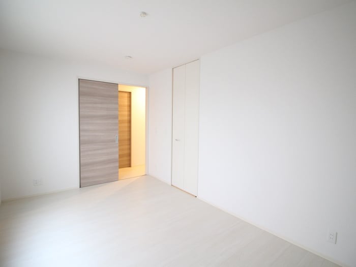 居室 Ｌｕｍｉｅ　Ｃｏｕｒｔ