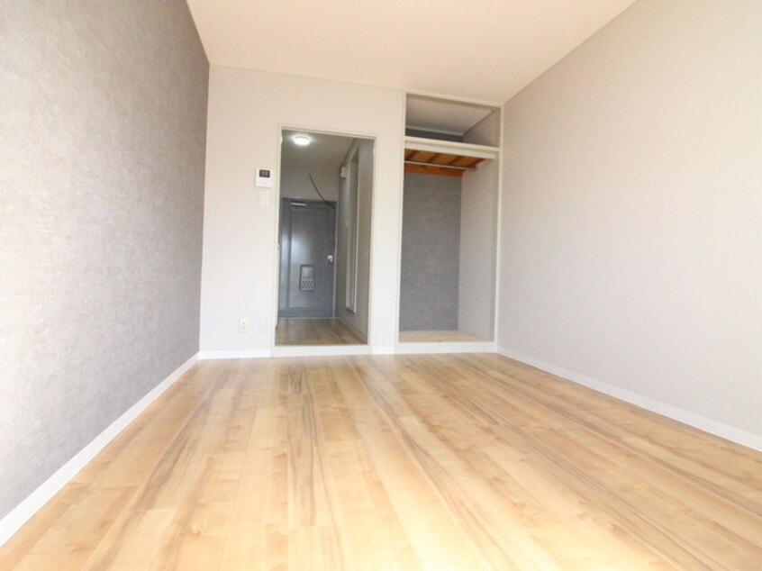 居室 プラットホーム七道