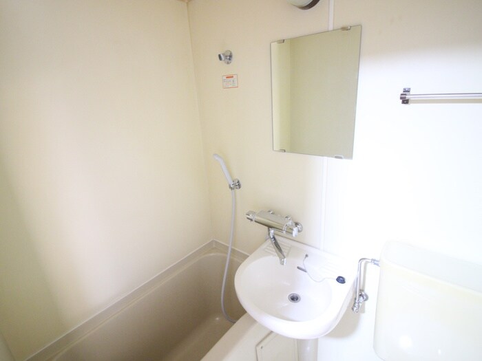 バス／シャワールーム等 プラットホーム七道