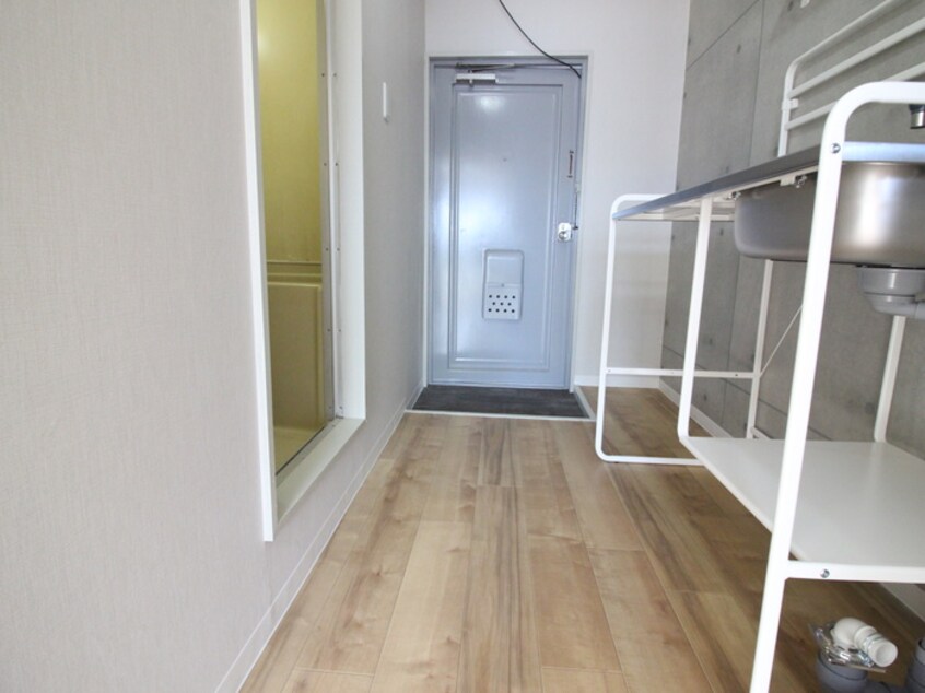 玄関 プラットホーム七道