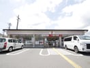 セブンイレブン大枝中山店(コンビニ)まで1000m オークヒル