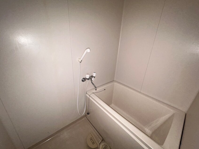 バス／シャワールーム等 アモ－ル永田